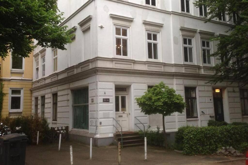 Gemuetliche 3-Zkb Wc Souterrainwohnung In Bestlage ハンブルク エクステリア 写真